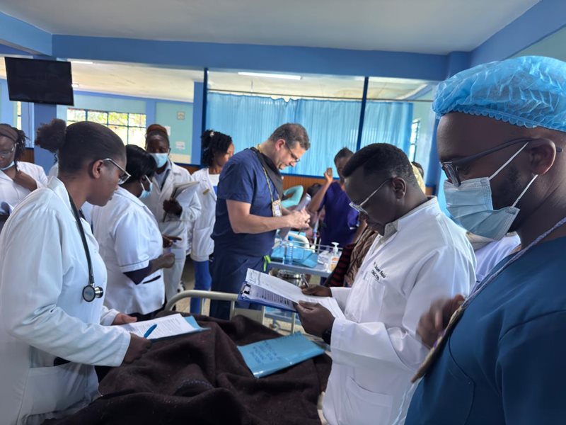 Dr-Wissam-Halabi-on-the-ward.jpg